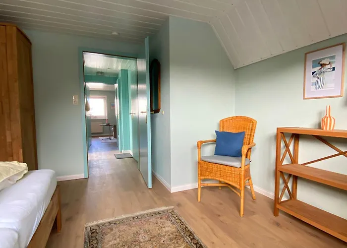 Apartment_emily